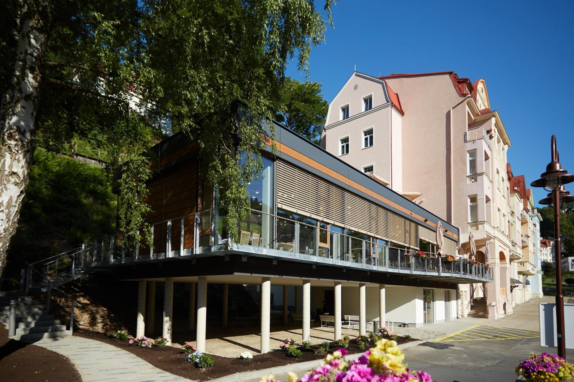 Hotel Astoria Jachymov Bagian luar foto
