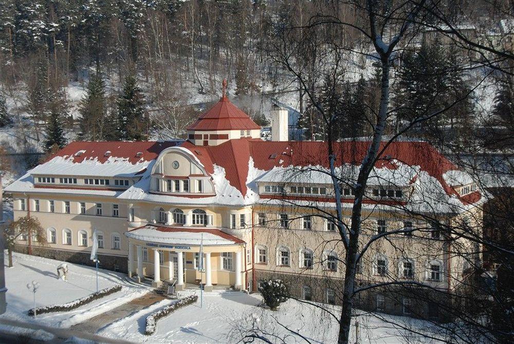 Hotel Astoria Jachymov Bagian luar foto