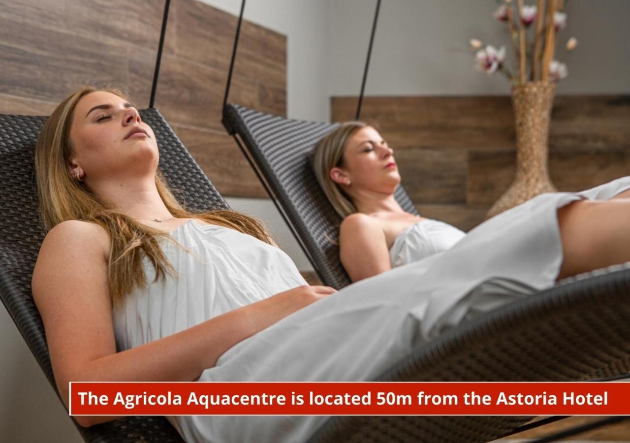 Hotel Astoria Jachymov Bagian luar foto